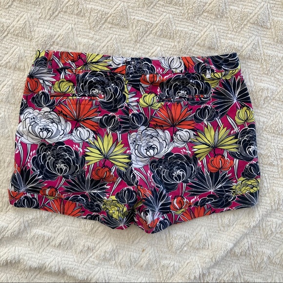 Banana Republic Patterned Shorts - Picture 7 of 11